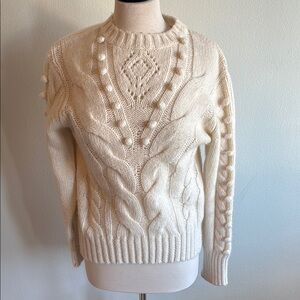 Cream Cashmere Crew Neck Sweater with Intricate Knit Patterns